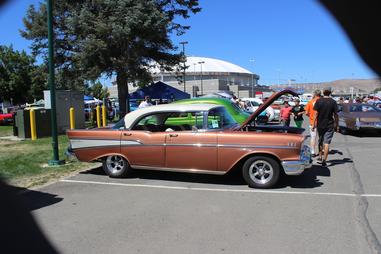 Features - cars at the 2016 Vintiques Northwest | The H.A.M.B.